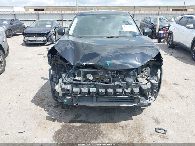2021 Nissan Rogue S Fwd მანქანა იყიდება აუქციონზე, vin: JN8AT3AA4MW013085, აუქციონის ნომერი: 44710070