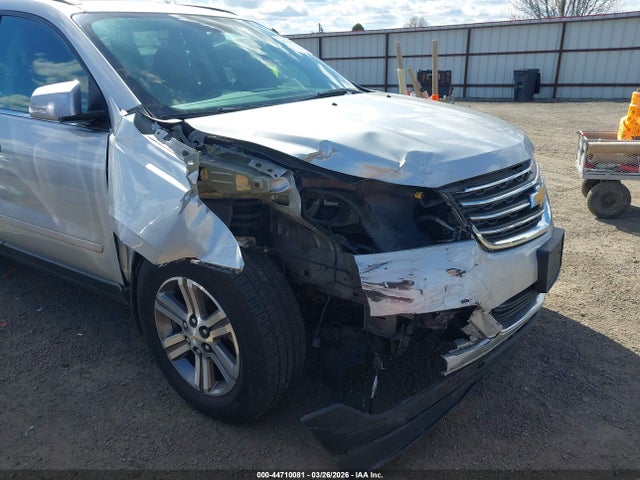 1GNKVHKDXGJ295063 Chevrolet Traverse 2lt