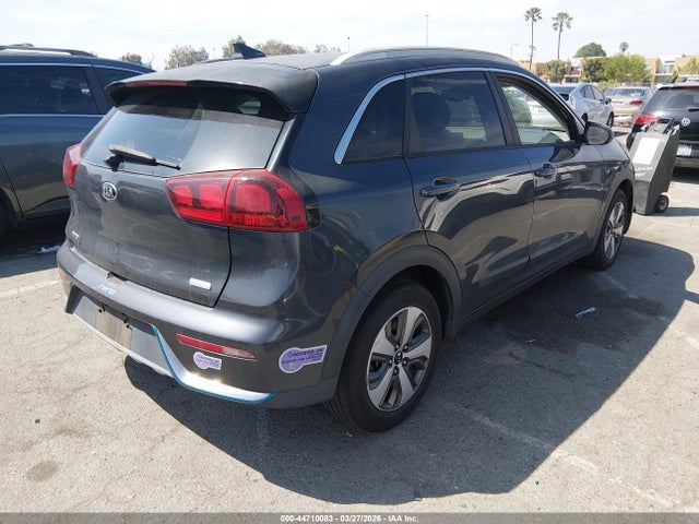 2019 KIA NIRO PLUG-IN HYBRID KNDCM3LD9K5305438 Photo 3