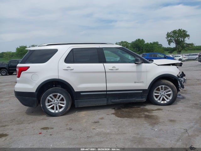 2017 Ford Explorer Xlt მანქანა იყიდება აუქციონზე, vin: 1FM5K7D80HGE13849, აუქციონის ნომერი: 44710091