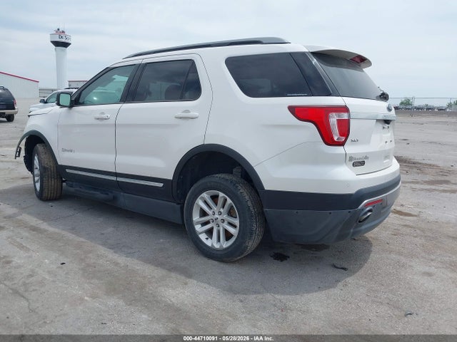 2017 Ford Explorer Xlt მანქანა იყიდება აუქციონზე, vin: 1FM5K7D80HGE13849, აუქციონის ნომერი: 44710091