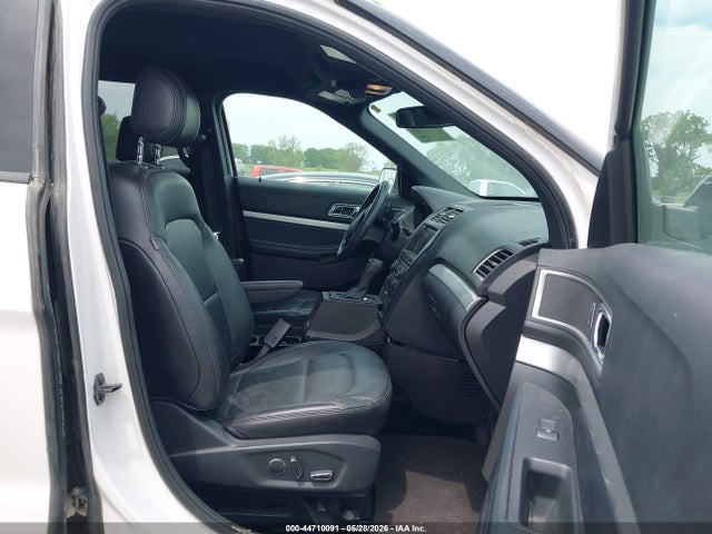 2017 Ford Explorer Xlt მანქანა იყიდება აუქციონზე, vin: 1FM5K7D80HGE13849, აუქციონის ნომერი: 44710091