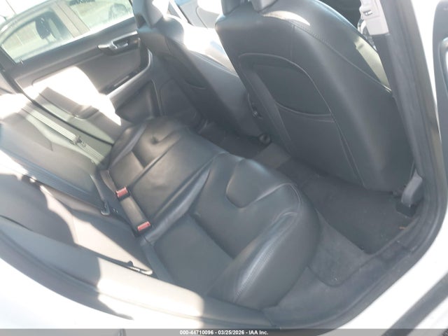 2016 VOLVO XC60 YV4612RKXG2863908 Photo 7