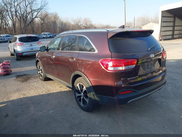 2016 KIA SORENTO 5XYPH4A1XGG072575 Photo 2