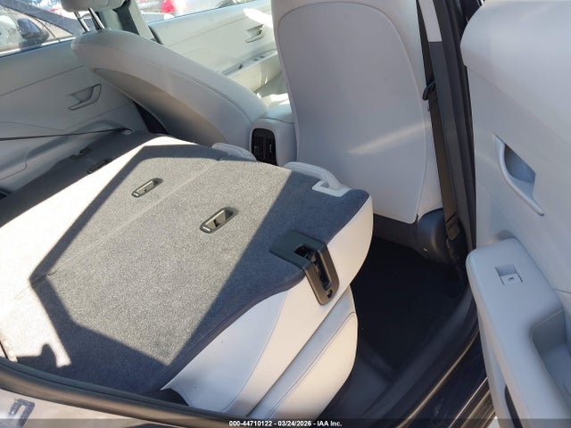 KM8HB3AB1SU207275 Hyundai Kona Sel