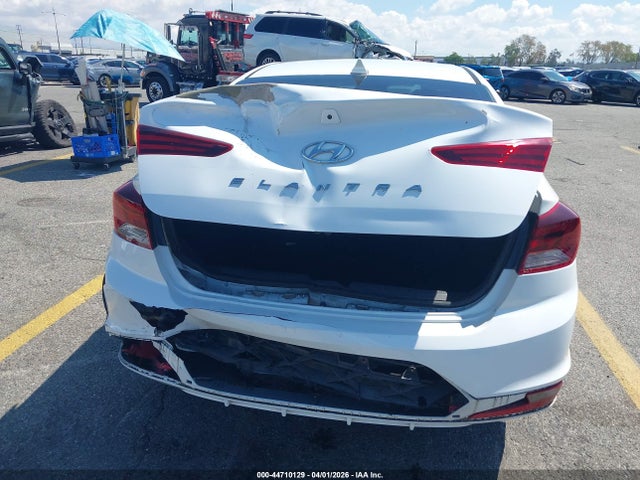 Hyundai ELANTRA SEL 2019 5NPD84LF4KH462424 Image 6