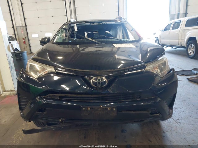 Toyota RAV4 LE 2017 2T3BFREV8HW644837 Image 13