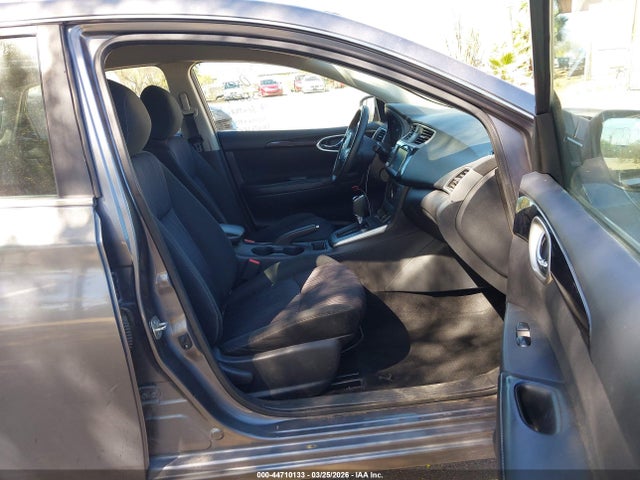 3N1AB7AP3KL629084 Nissan SENTRA SV