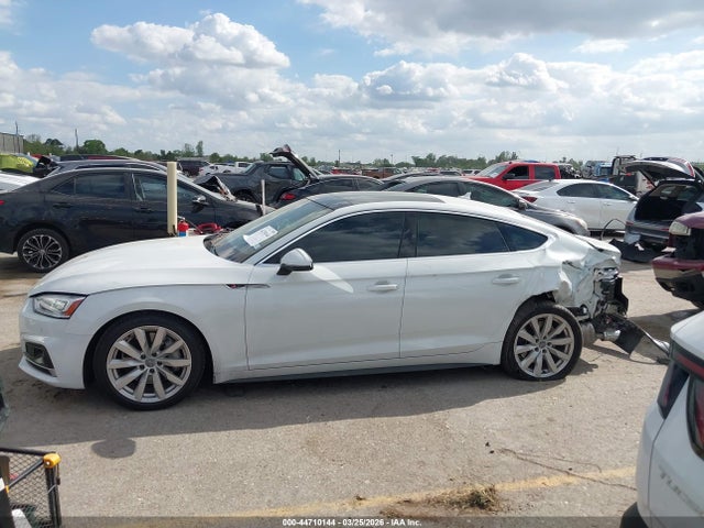 Продаж на аукціоні авто 2018 Audi A5 2.0t Premium, vin: WAUFNCF51JA128790, номер лоту: 44710144