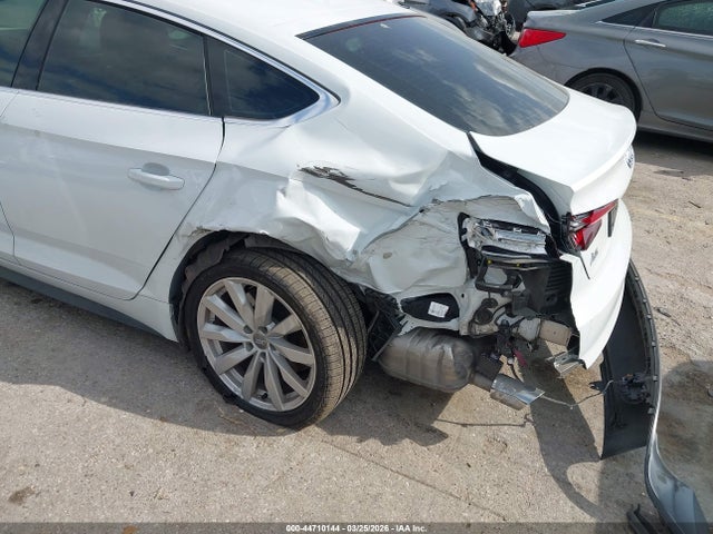 Продаж на аукціоні авто 2018 Audi A5 2.0t Premium, vin: WAUFNCF51JA128790, номер лоту: 44710144