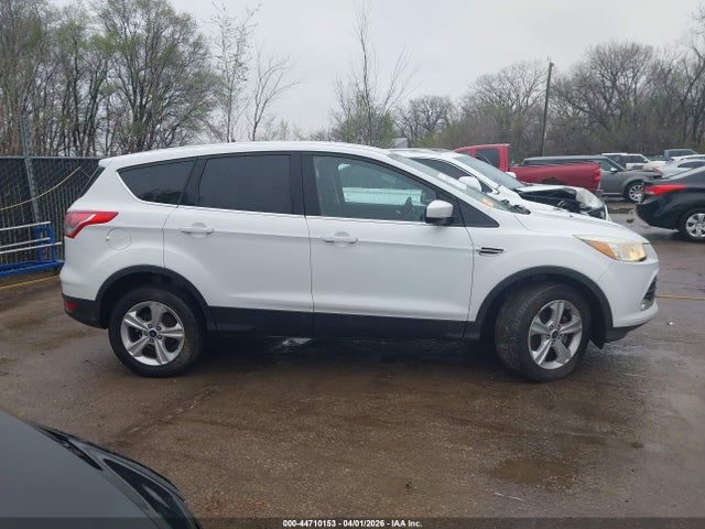 2016 Ford Escape Se მანქანა იყიდება აუქციონზე, vin: 1FMCU9GX2GUC83914, აუქციონის ნომერი: 44710153