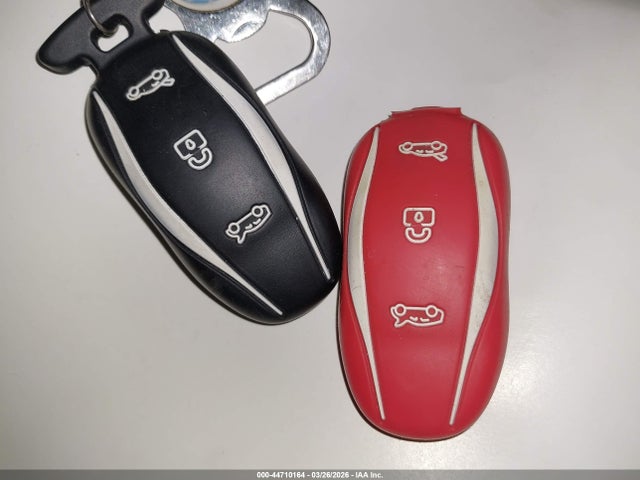 Продажа на аукционе авто 2015 Tesla Model S 70d/85d/p85d, vin: 5YJSA1H29FF084296, номер лота: 44710164