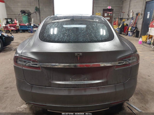 Продажа на аукционе авто 2015 Tesla Model S 70d/85d/p85d, vin: 5YJSA1H29FF084296, номер лота: 44710164