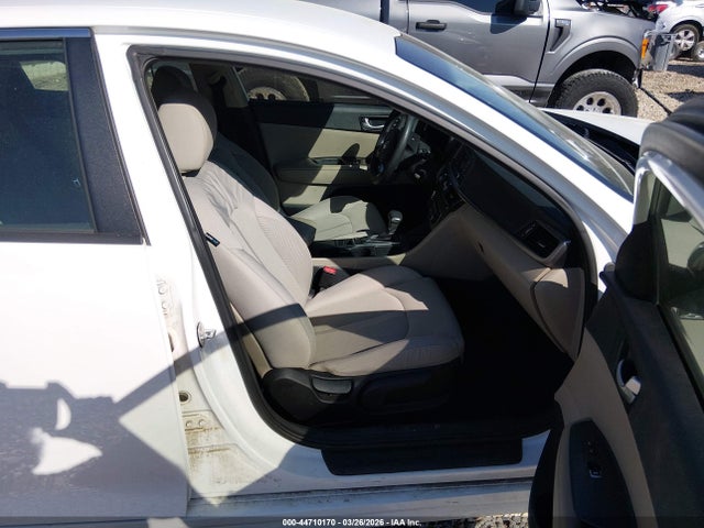 KIA Optima Lx 2016 5XXGT4L31GG067413 Image 5