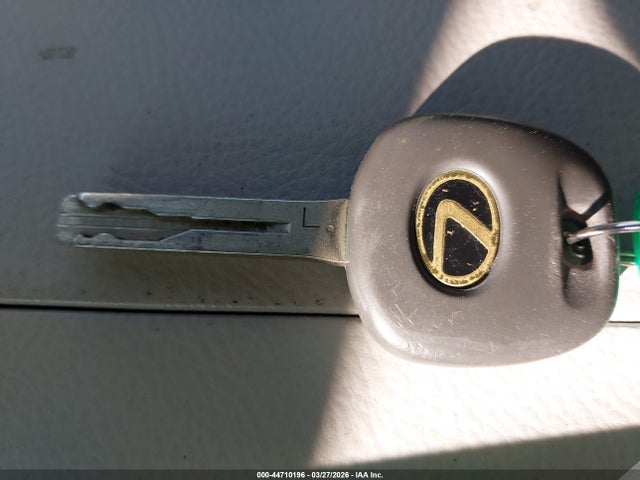 44710196 :رقم المزاد ، 2T2GA31U35C023943 vin ، 2005 Lexus Rx 330 مزاد بيع
