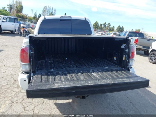 2023 Toyota Tacoma Trd Sport მანქანა იყიდება აუქციონზე, vin: 3TYCZ5AN5PT128837, აუქციონის ნომერი: 44710206