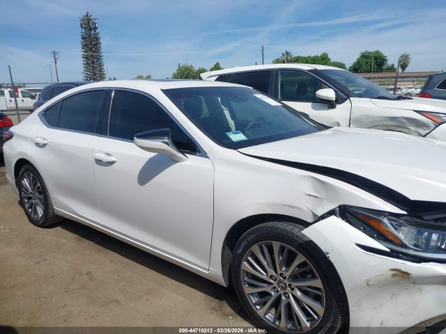 Продажа на аукционе авто 2019 Lexus Es 350, vin: 58ABZ1B16KU040335, номер лота: 44710212
