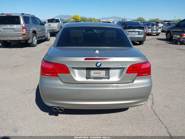 Aukcja sprzedaży 2011 Bmw 328i, vin: WBADW7C53BE544706, numer aukcji: 44710216