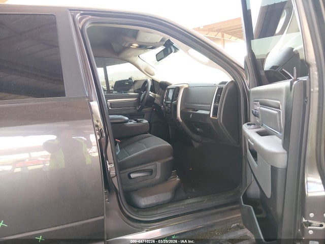 44710226 :رقم المزاد ، 1C6RR6GG7LS105301 vin ، 2020 Ram 1500 Classic Warlock  4x2 6'4 Box مزاد بيع