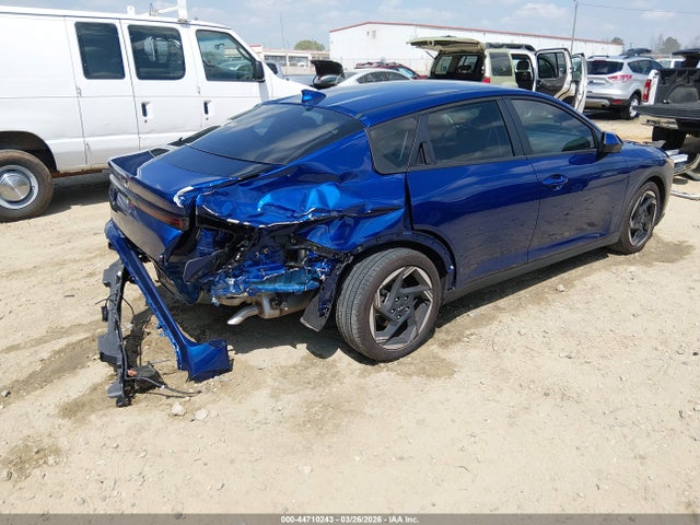 2025 Kia K4 Ex მანქანა იყიდება აუქციონზე, vin: 3KPFU4DE3SE116069, აუქციონის ნომერი: 44710243