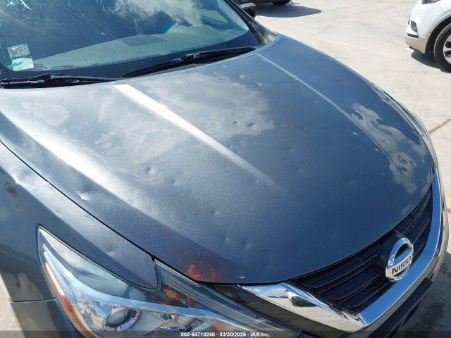 1N4AL3AP7JC113877 Nissan Altima 2.5 Sv