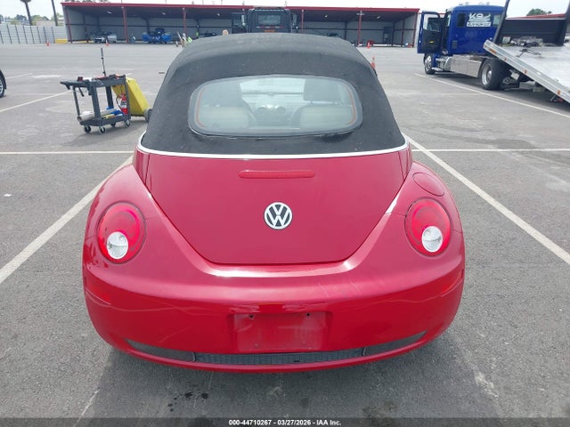 44710267 :رقم المزاد ، 3VWRG31Y18M415150 vin ، 2008 Volkswagen New Beetle Se مزاد بيع