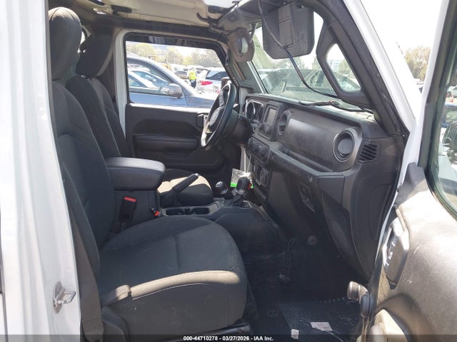 1C4HJXDG3MW825212 Jeep Wrangler Unlimited Willys Sport 4x4