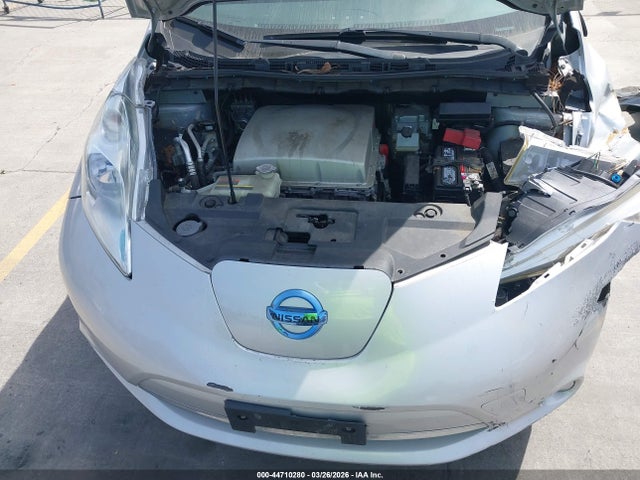 1N4BZ0CP9GC302814 Nissan LEAF SV