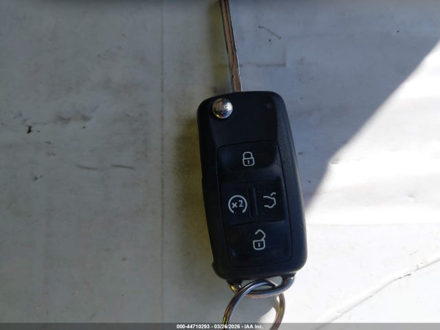 44710293 :رقم المزاد ، 1VWCN7A38DC096834 vin ، 2013 Volkswagen Passat 2.0l Tdi Sel Premium مزاد بيع