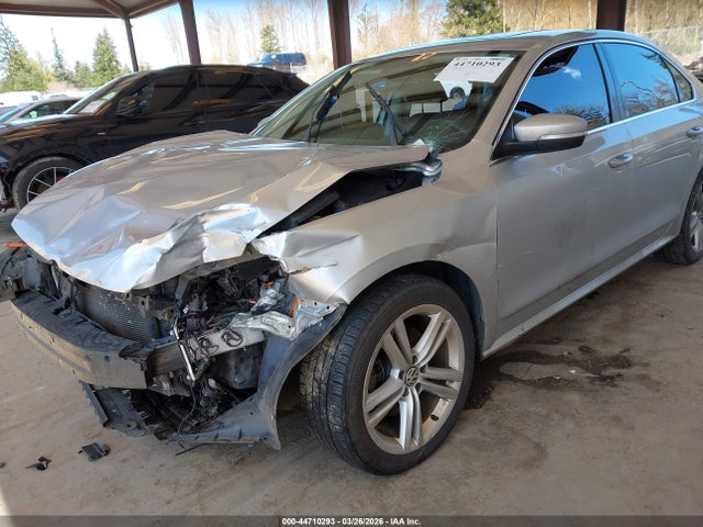 44710293 :رقم المزاد ، 1VWCN7A38DC096834 vin ، 2013 Volkswagen Passat 2.0l Tdi Sel Premium مزاد بيع