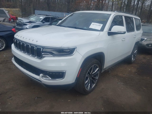 2022 JEEP WAGONEER 1C4SJVDT4NS114599 Photo 1