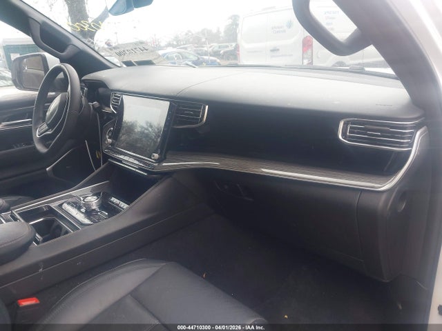 2022 JEEP WAGONEER 1C4SJVDT4NS114599 Photo 4