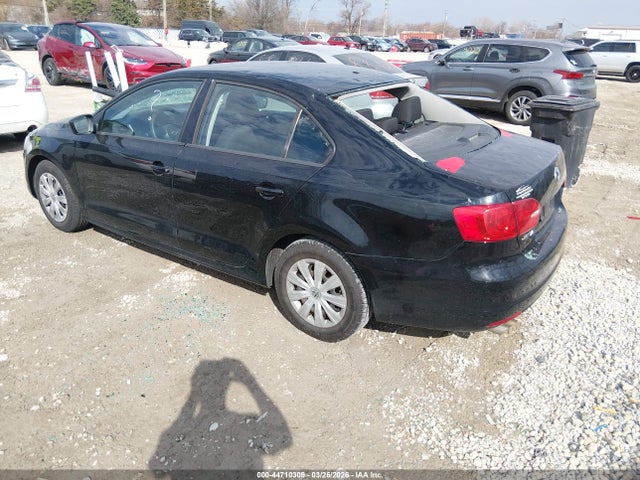 Продажа на аукционе авто 2014 Volkswagen Jetta 2.0l S, vin: 3VW2K7AJ4EM393862, номер лота: 44710309