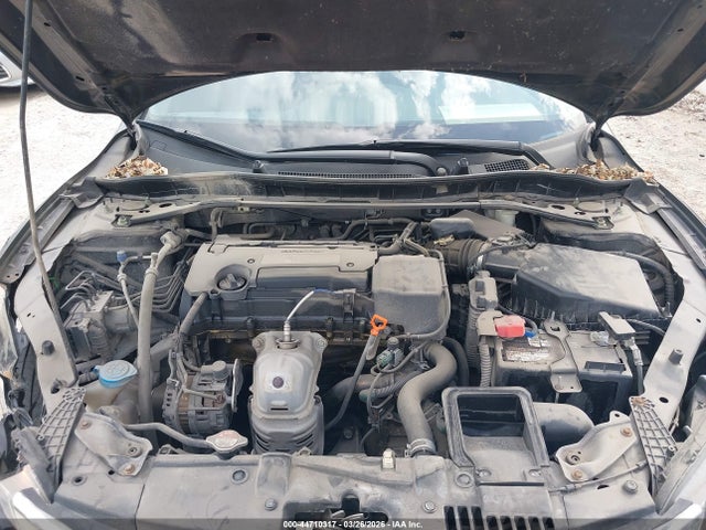 44710317 :رقم المزاد ، 1HGCR2F70EA278001 vin ، 2014 Honda Accord Ex مزاد بيع