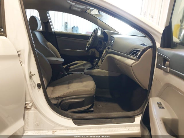 Hyundai ELANTRA SE 2017 5NPD74LF6HH164498 Image 5