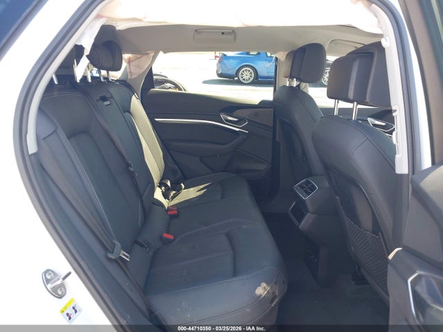 Aukcja sprzedaży 2021 Audi E-tron Premium Quattro, vin: WA1AAAGE2MB016231, numer aukcji: 44710350