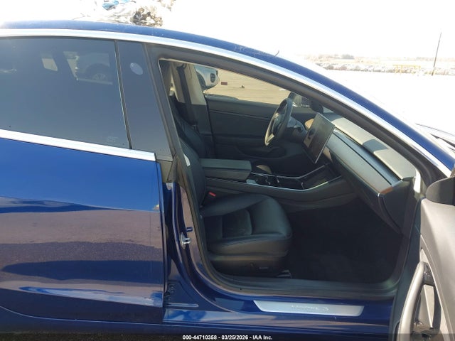 2020 TESLA MODEL 3 5YJ3E1EC3LF807819 Photo 4