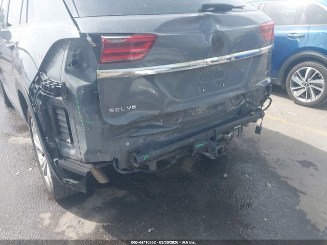44710362 :رقم المزاد ، 1V2ME2CA9LC218295 vin ، 2020 Volkswagen Atlas Cross Sport 3.6l V6 Sel مزاد بيع