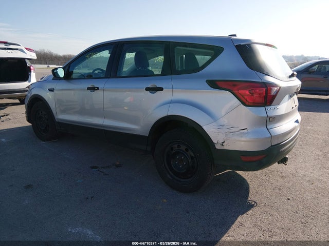 2019 Ford Escape S მანქანა იყიდება აუქციონზე, vin: 1FMCU0F72KUC53446, აუქციონის ნომერი: 44710371