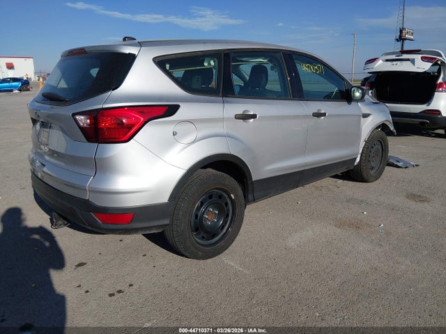 2019 Ford Escape S მანქანა იყიდება აუქციონზე, vin: 1FMCU0F72KUC53446, აუქციონის ნომერი: 44710371