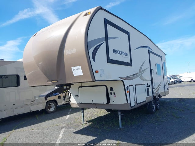 4X4FRLZ25GZ140647 Rockwood Forestriver