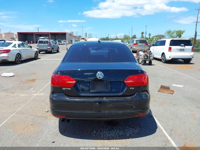 3VWLL7AJXEM372631 Volkswagen Jetta 2.0l Tdi