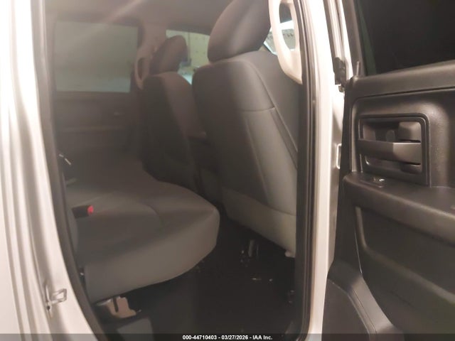 44710403 :رقم المزاد ، 1C6RR7FT1HS770500 vin ، 2017 Ram 1500 St مزاد بيع