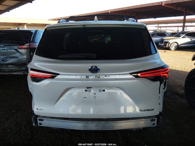 5TDERKEC6SS256282 Toyota Sienna Platinum