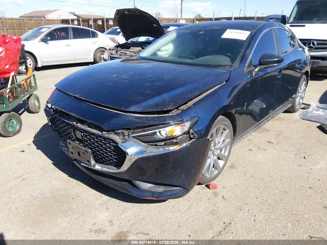 44710415 :رقم المزاد ، 3MZBPABL4NM317069 vin ، 2022 Mazda Mazda3 Select مزاد بيع
