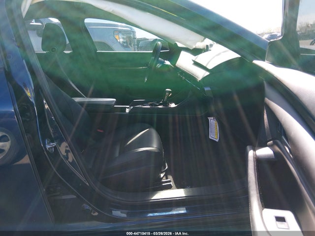 44710415 :رقم المزاد ، 3MZBPABL4NM317069 vin ، 2022 Mazda Mazda3 Select مزاد بيع