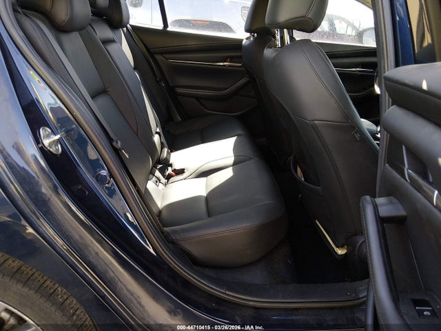 44710415 :رقم المزاد ، 3MZBPABL4NM317069 vin ، 2022 Mazda Mazda3 Select مزاد بيع