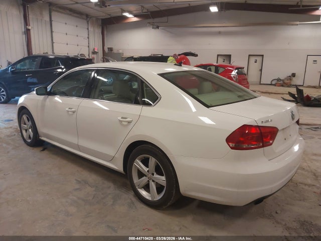 Продаж на аукціоні авто 2015 Volkswagen Passat 1.8t Se, vin: 1VWBS7A34FC017506, номер лоту: 44710420