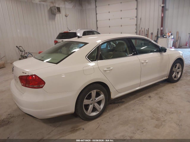 Продаж на аукціоні авто 2015 Volkswagen Passat 1.8t Se, vin: 1VWBS7A34FC017506, номер лоту: 44710420