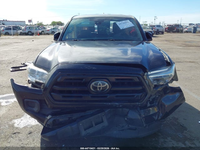5TFRX5GN6JX106205 Toyota Tacoma Sr